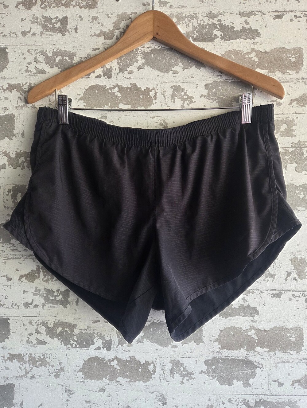 Nike Dri-FIT Black Running Shorts Rear Zip Pocket Size M